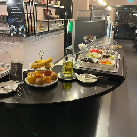 Bloom Boutique Hotel & Lounge Basel-3